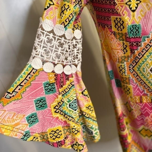 WinWin Colorful Pinwheel‎ Sleeve Tunic - Picture 6 of 9